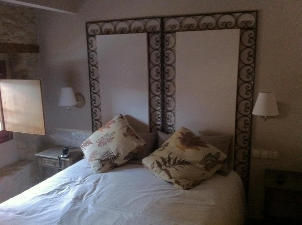 Hotel El Cerco Пуенте-ла-Рейна Номер фото