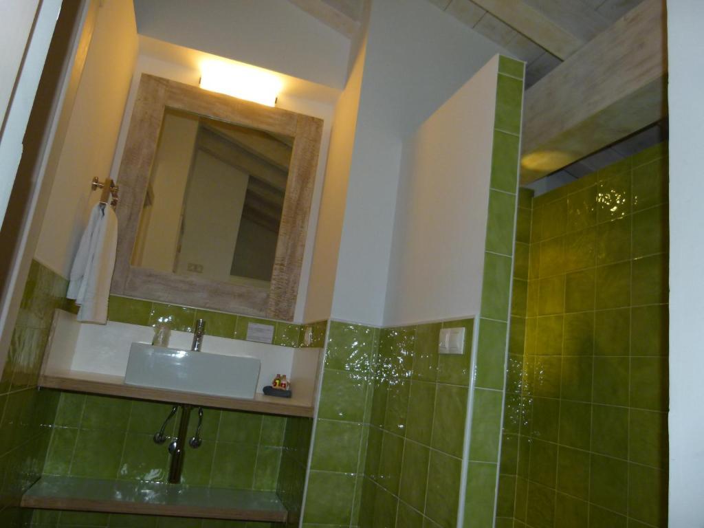 Hotel El Cerco Пуенте-ла-Рейна Номер фото